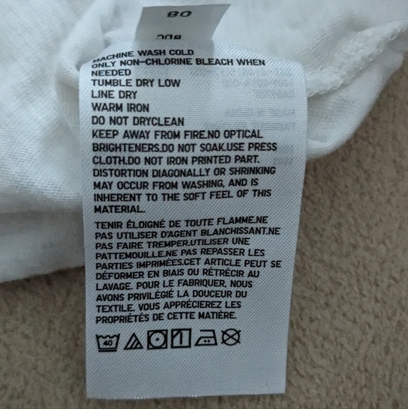 Uniqlo X Hokusai Blue Women's Small T-shirt - Picture 6 of 6